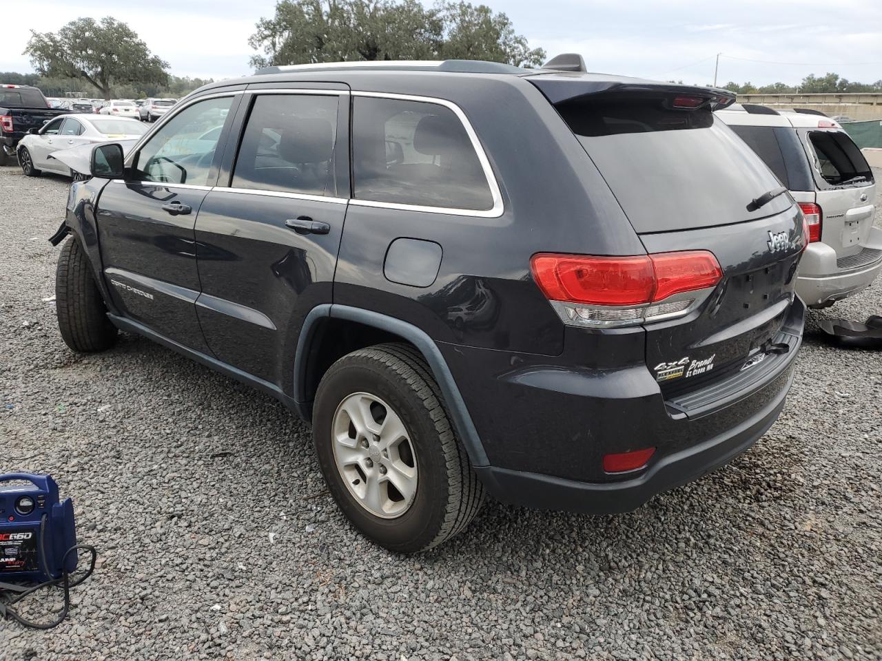 Image 2 of 2014 JEEP GRAND CHEROKEE LAREDO 2014 with VIN 1C4RJFAG0EC482915