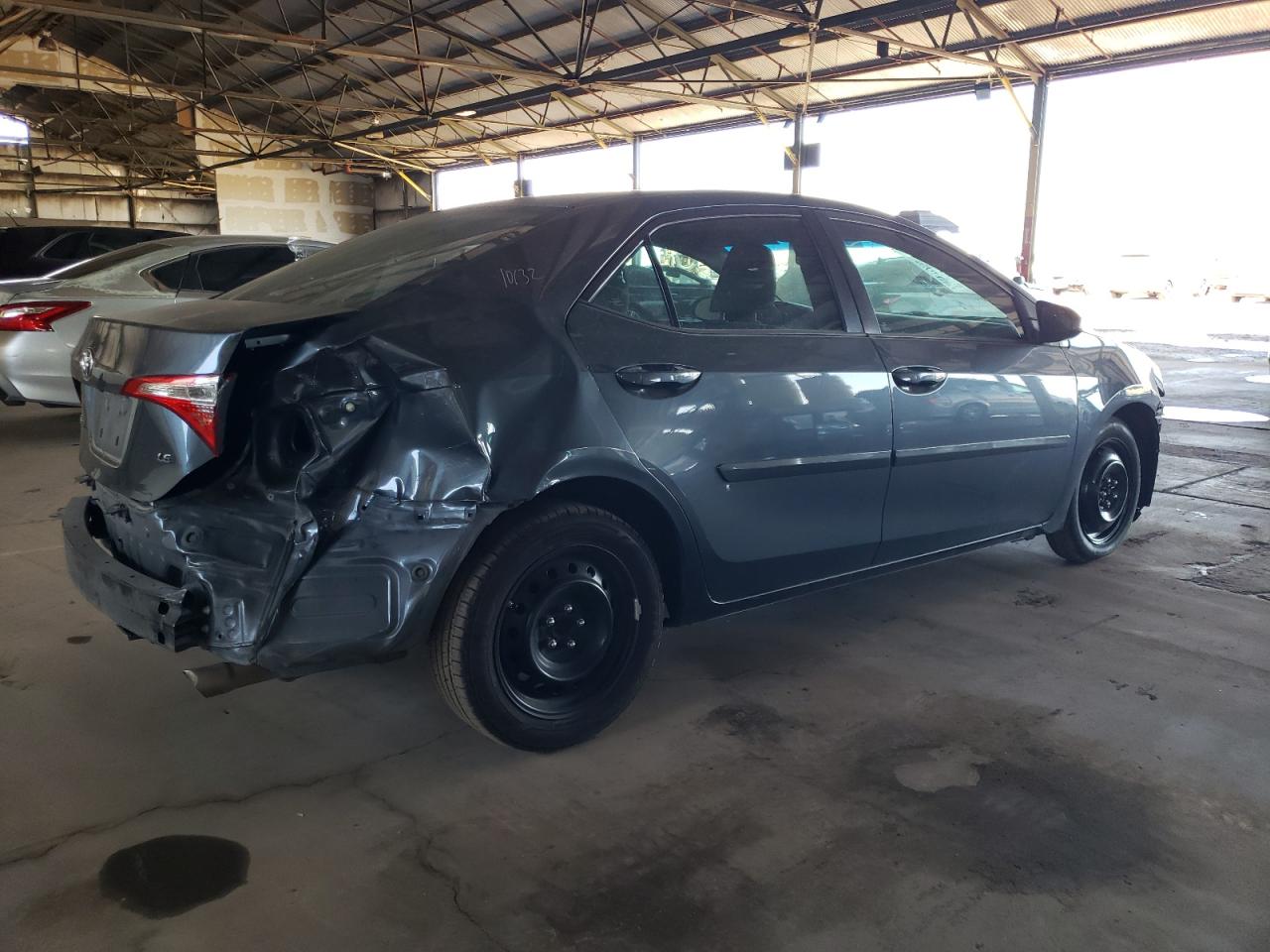 Image 3 of 2016 TOYOTA COROLLA L 2016 with VIN 2T1BURHE7GC596242