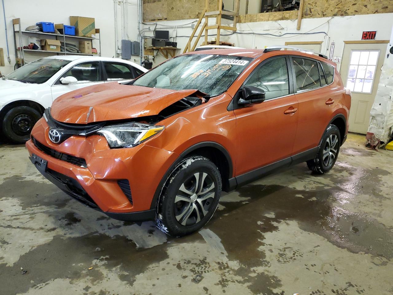 Obraz 1 z 2016 TOYOTA RAV4 LE 2016 z VIN 2T3BFREVXGW413310