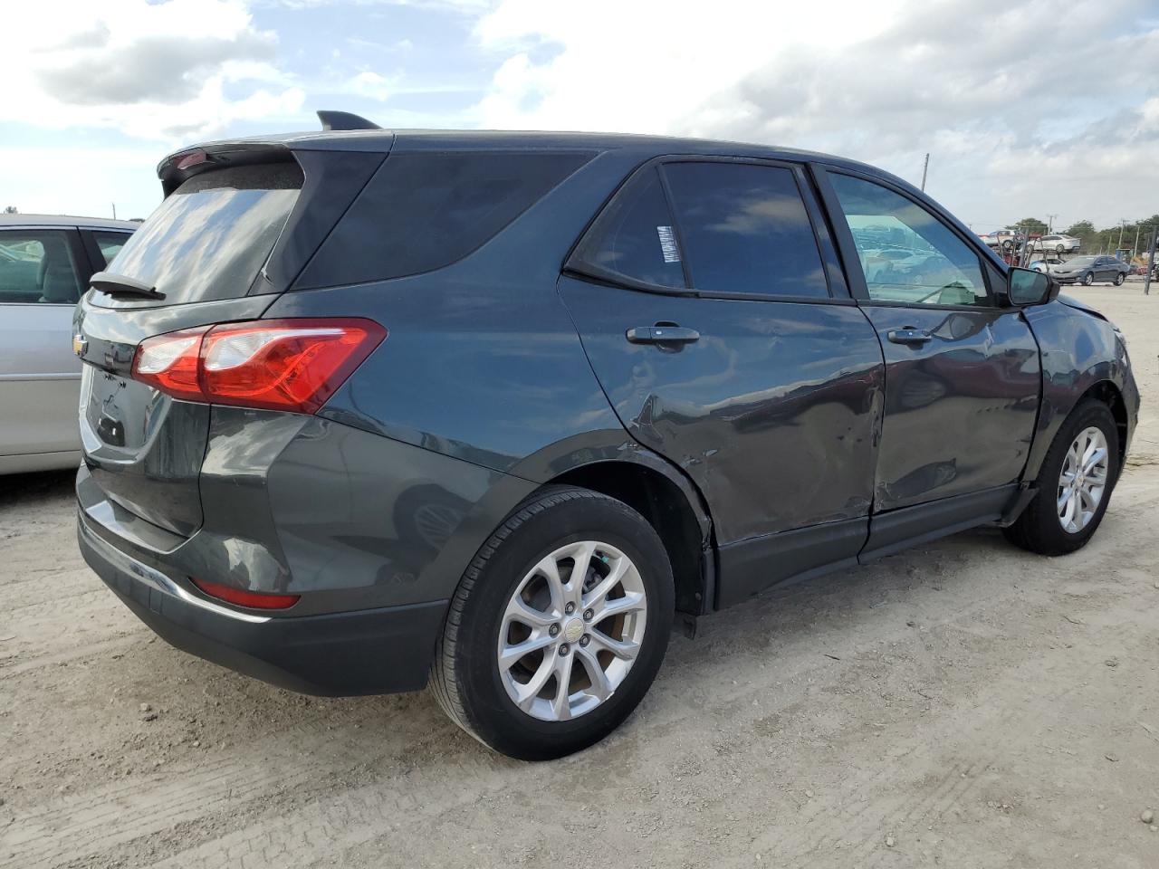 Image 3 of 2018 CHEVROLET EQUINOX LS 2018 with VIN 3GNAXHEV6JS618248