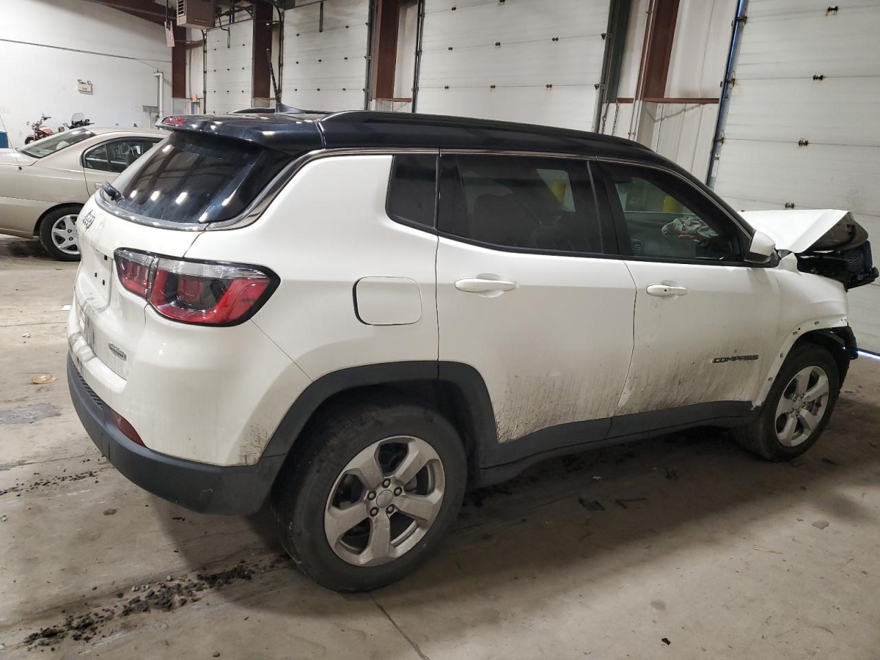 Image 3 of 2020 JEEP COMPASS LATITUDE 2020 with VIN 3C4NJDBB9LT109069