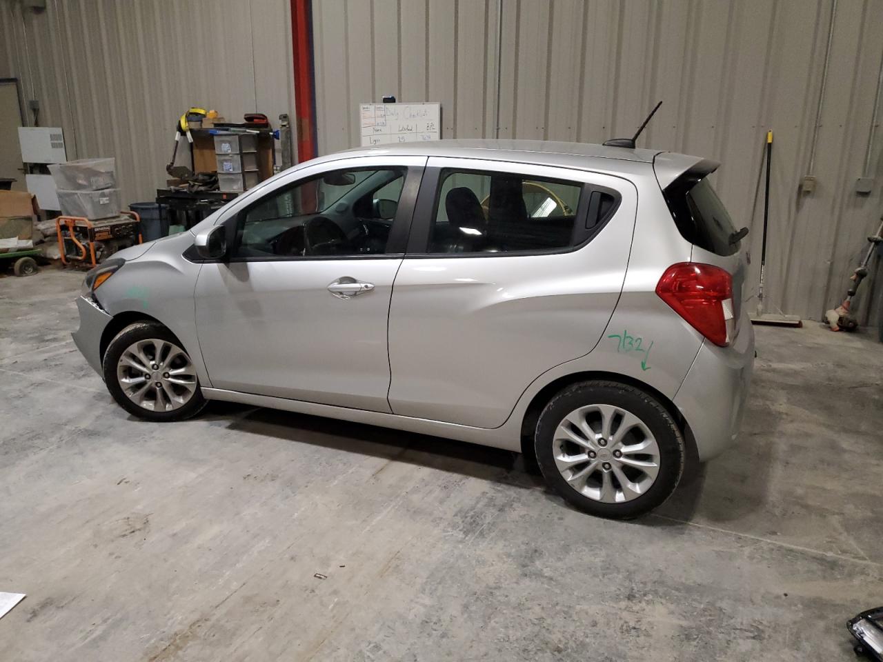 Obraz 2 z 2021 CHEVROLET SPARK 1LT 2021 z VIN KL8CD6SA8MC744579