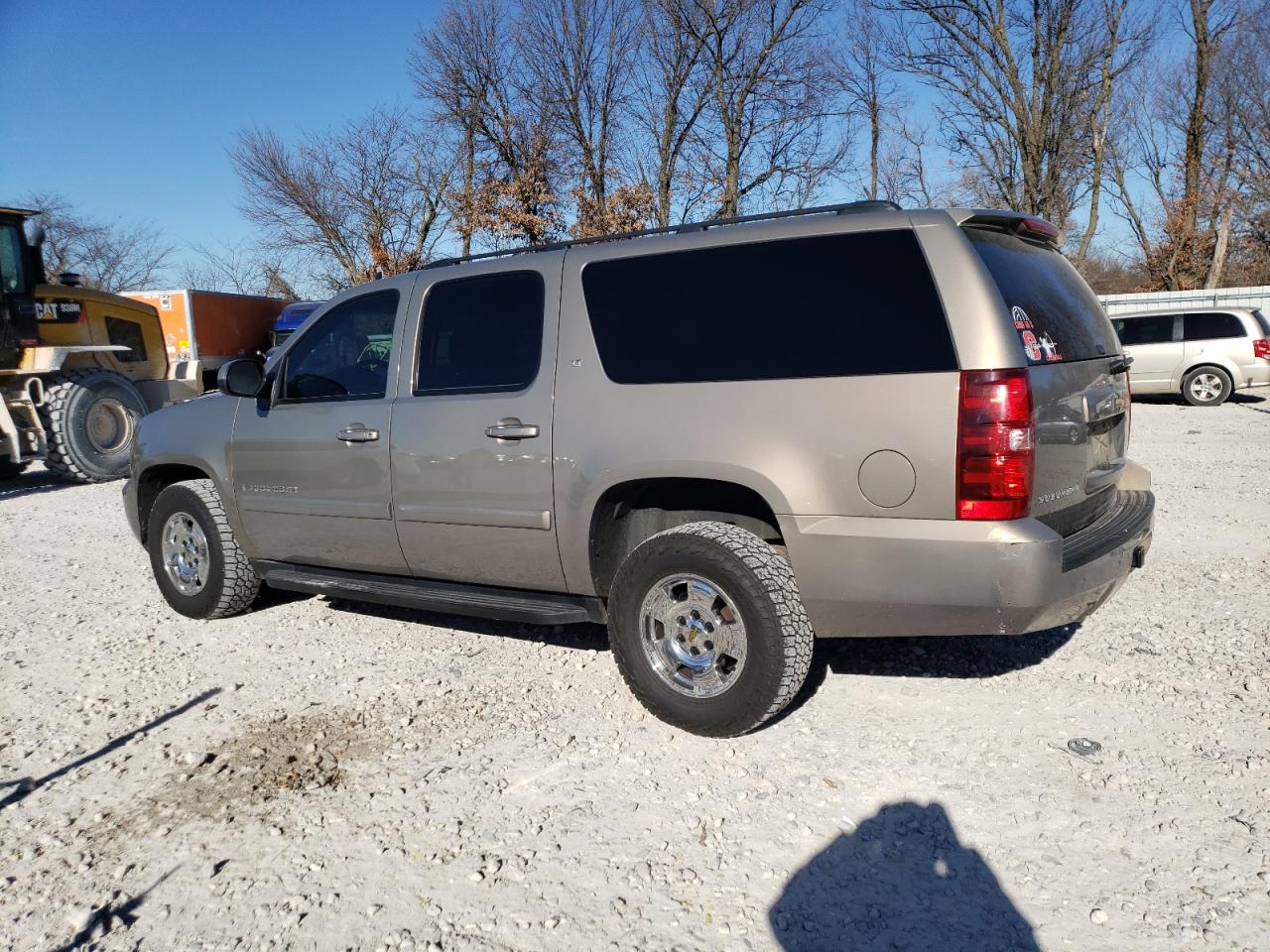Изображение 2 2007 CHEVROLET SUBURBAN K1500 2007 с VIN 1GNFK16397R387656