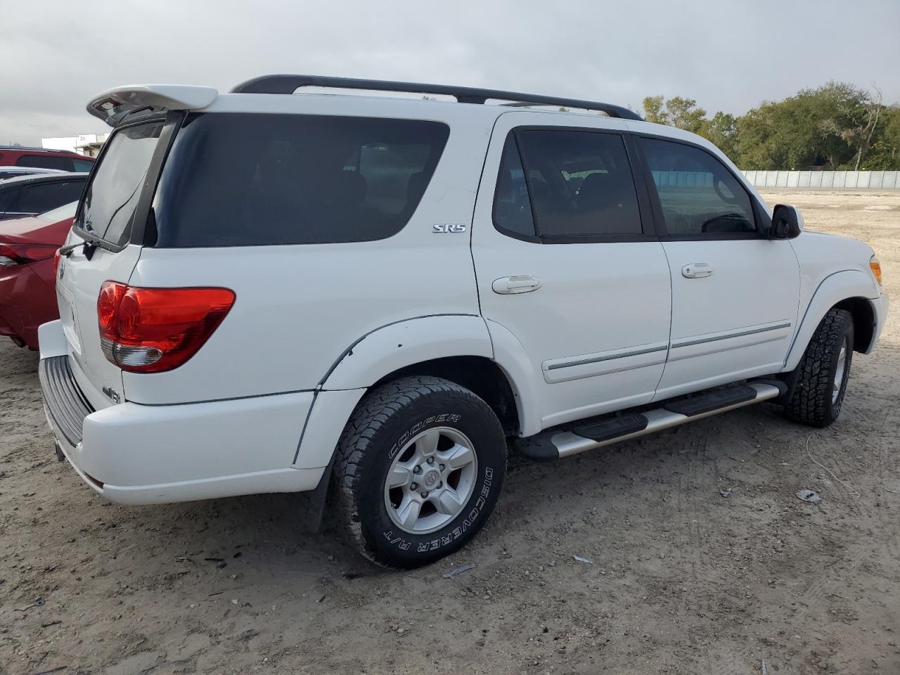 Image 3 of 2006 TOYOTA SEQUOIA SR5 2006 with VIN 5TDZT34A96S275083