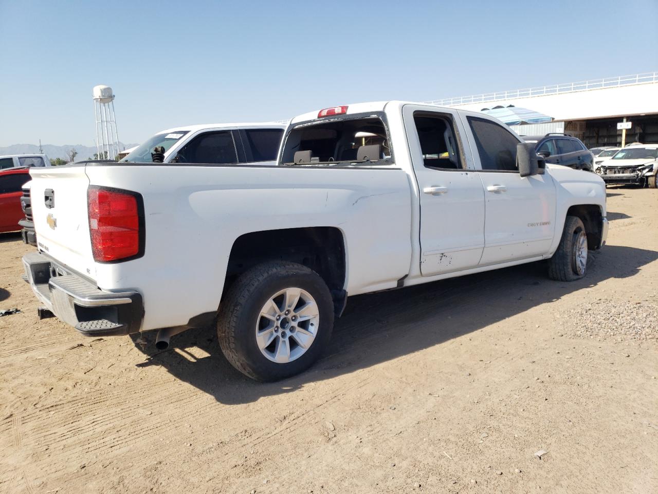 Obraz 3 z 2017 CHEVROLET SILVERADO C1500 LT 2017 z VIN 1GCRCREC5HZ320296