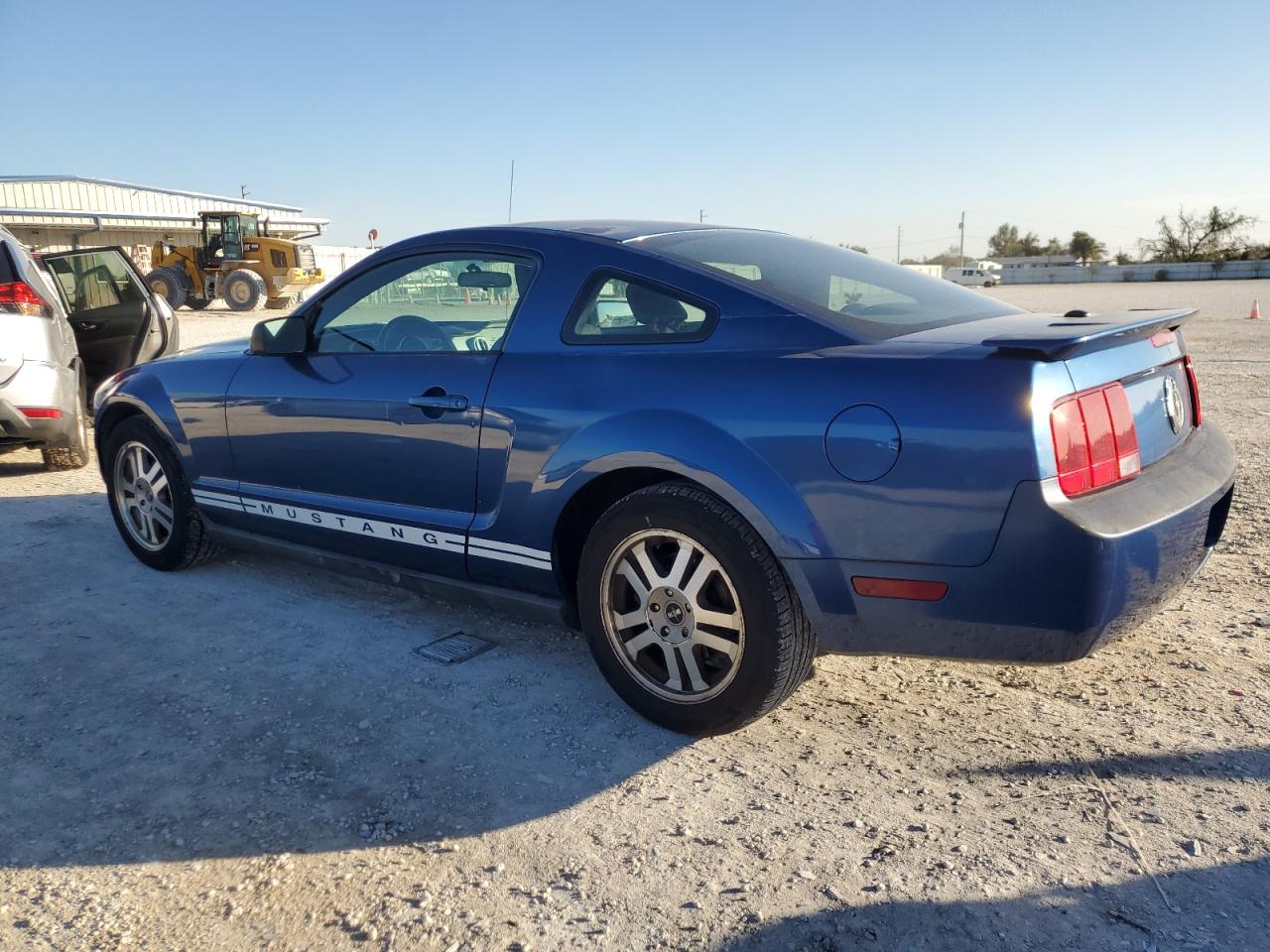 Obraz 2 z 2007 FORD MUSTANG  2007 z VIN 1ZVFT80N075343056