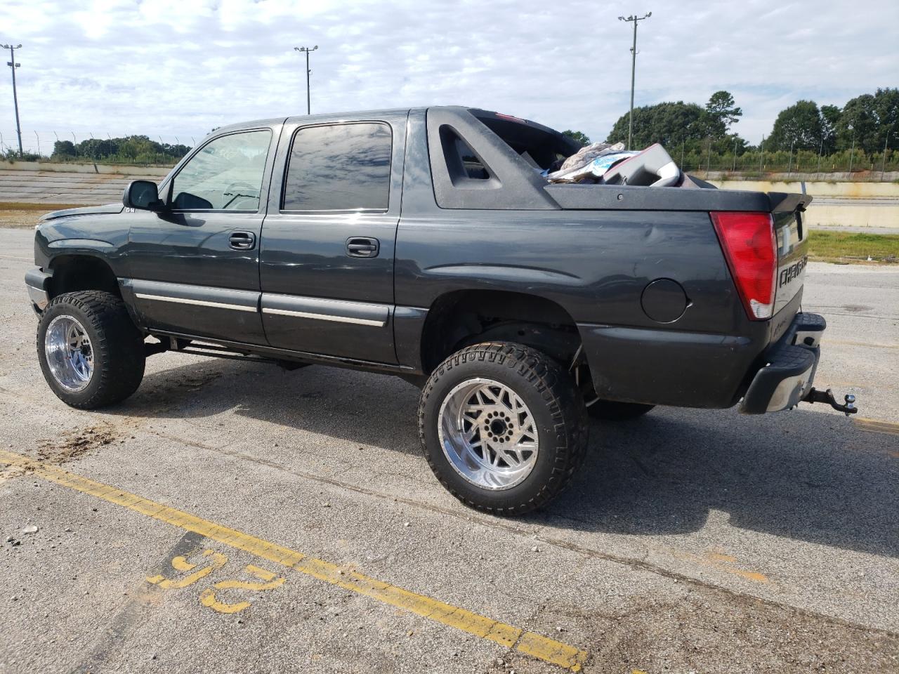 Obraz 2 z 2004 CHEVROLET AVALANCHE C1500 2004 z VIN 3GNEC12T84G190990
