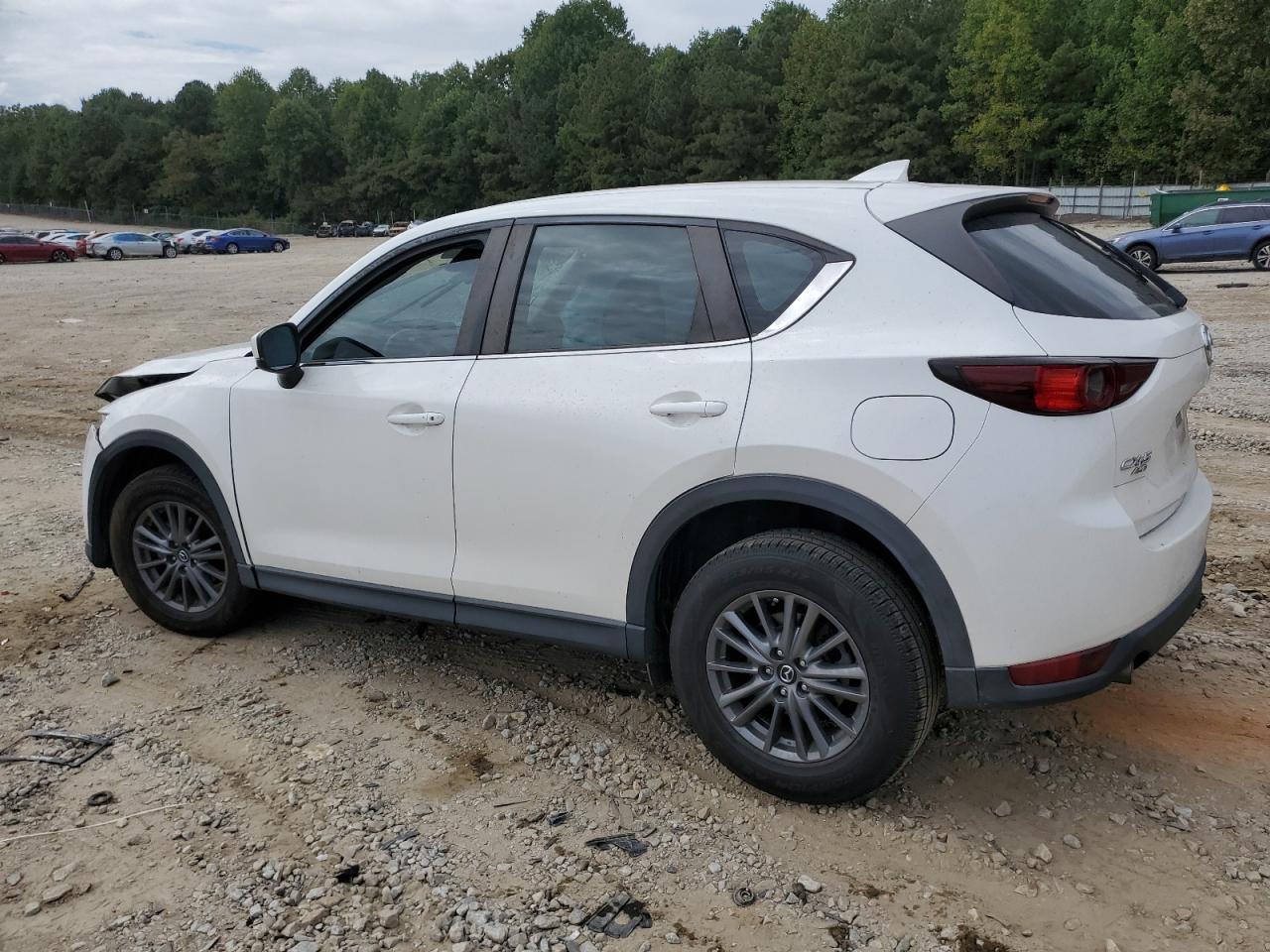 Image 2 of Mazda Cx-5 Sport 2017 with VIN JM3KFBBL5H0107266