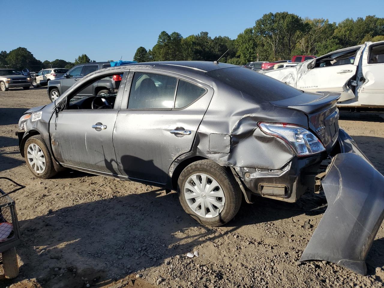 Изображение 2 2016 NISSAN VERSA S 2016 с VIN 3N1CN7AP9GL876391