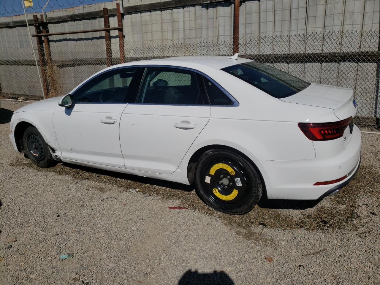 Изображение 2 2019 AUDI A4 PREMIUM PLUS 2019 с VIN WAUHMAF46KA066764