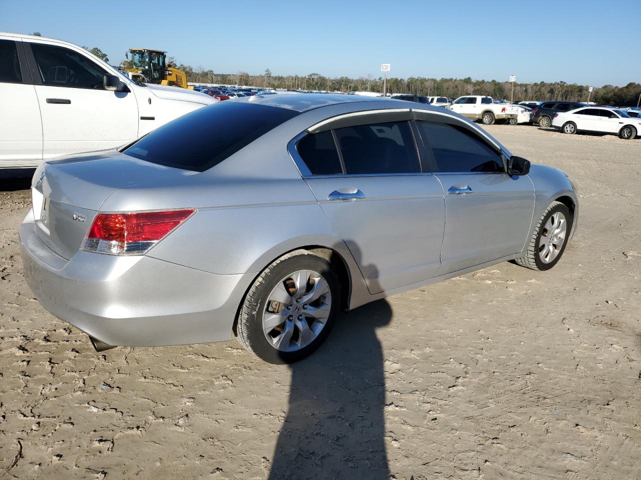 Image 3 of 2009 HONDA ACCORD EXL 2009 with VIN 1HGCP36809A045858