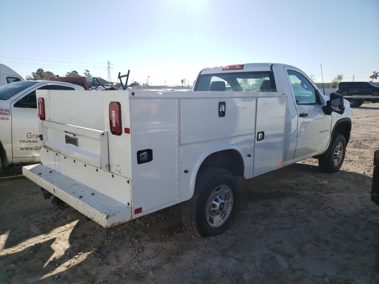 Изображение 3 2022 CHEVROLET SILVERADO C2500 HEAVY DUTY 2022 с VIN 1GB0WLE74NF208297