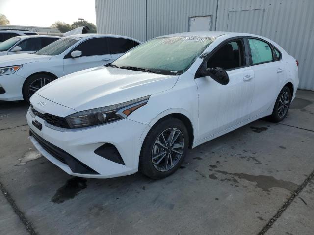 Obraz 1 z 2022 KIA FORTE FE 2022 z VIN 3KPF24AD1NE488354