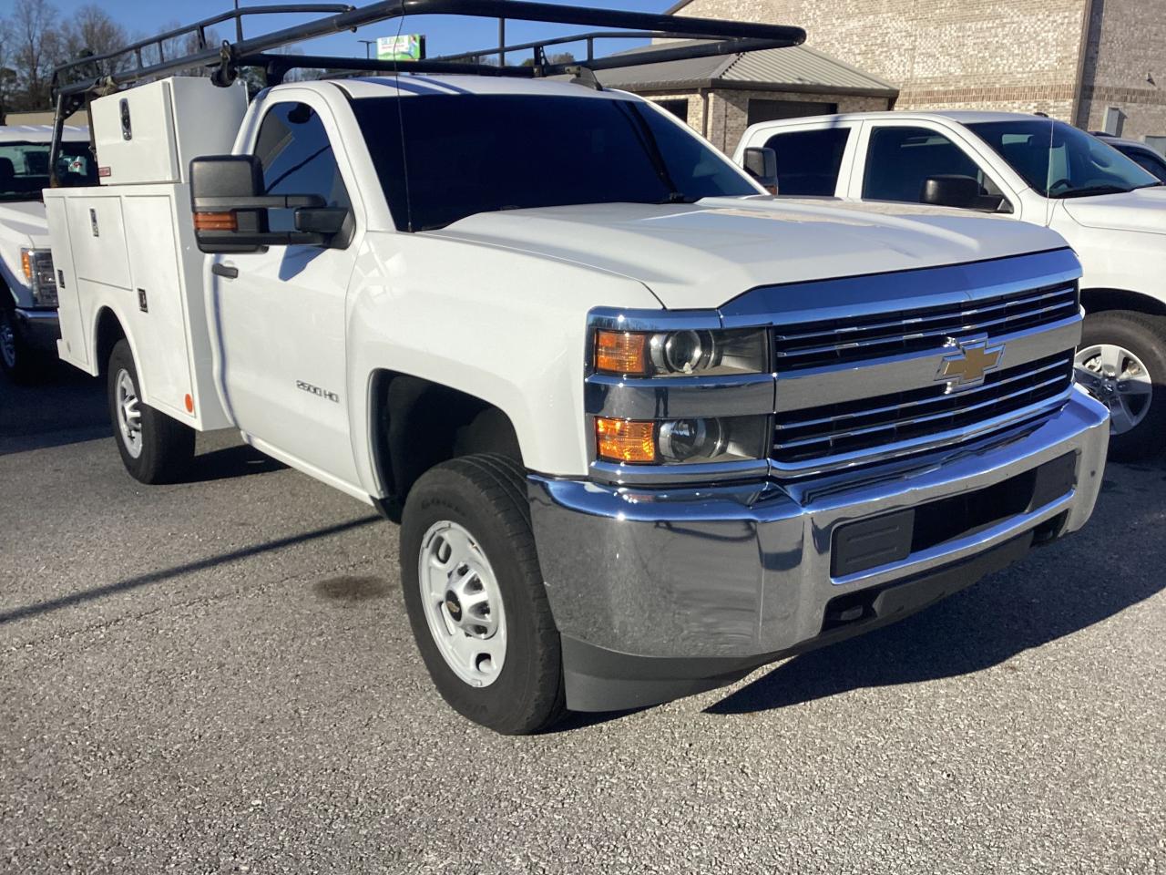 Изображение 1 2018 CHEVROLET SILVERADO C2500 HEAVY DUTY 2018 с VIN 1GB0CUEG1JZ241541