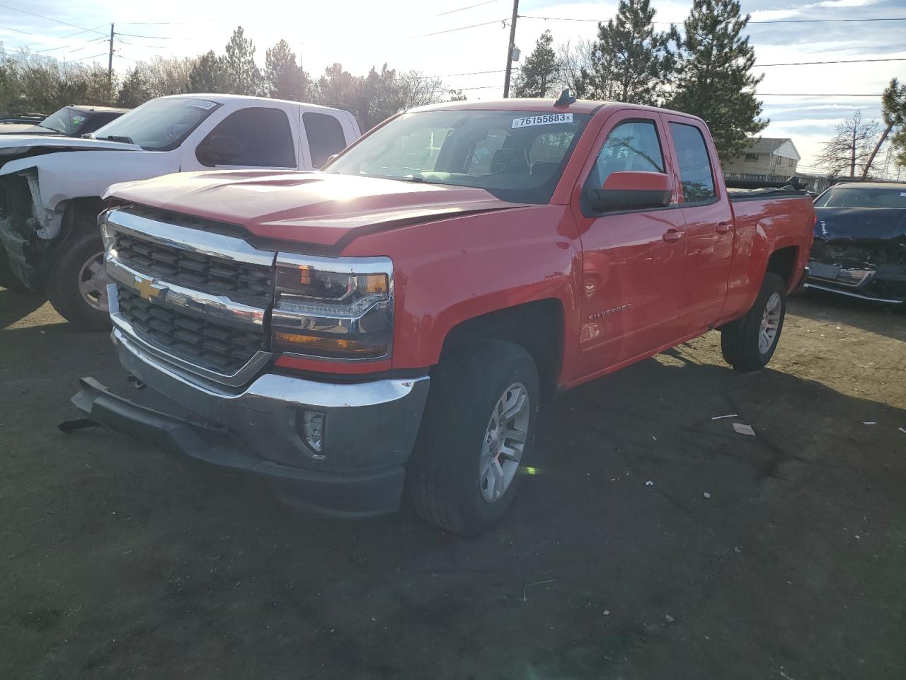Image 1 of 2016 CHEVROLET SILVERADO K1500 LT 2016 with VIN 1GCVKREH2GZ313608
