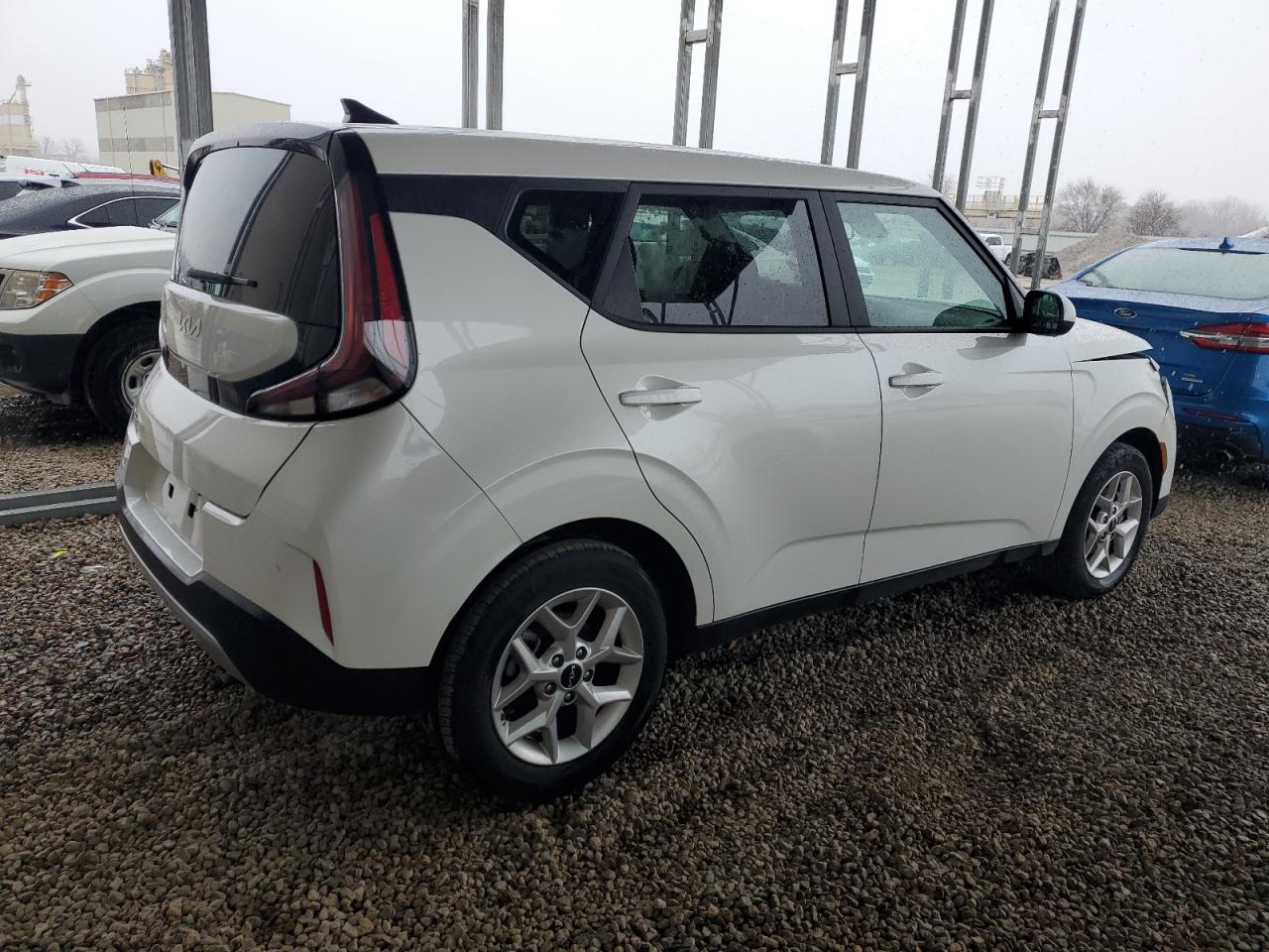 Obraz 3 z 2023 KIA SOUL LX 2023 z VIN KNDJ23AU7P7876678