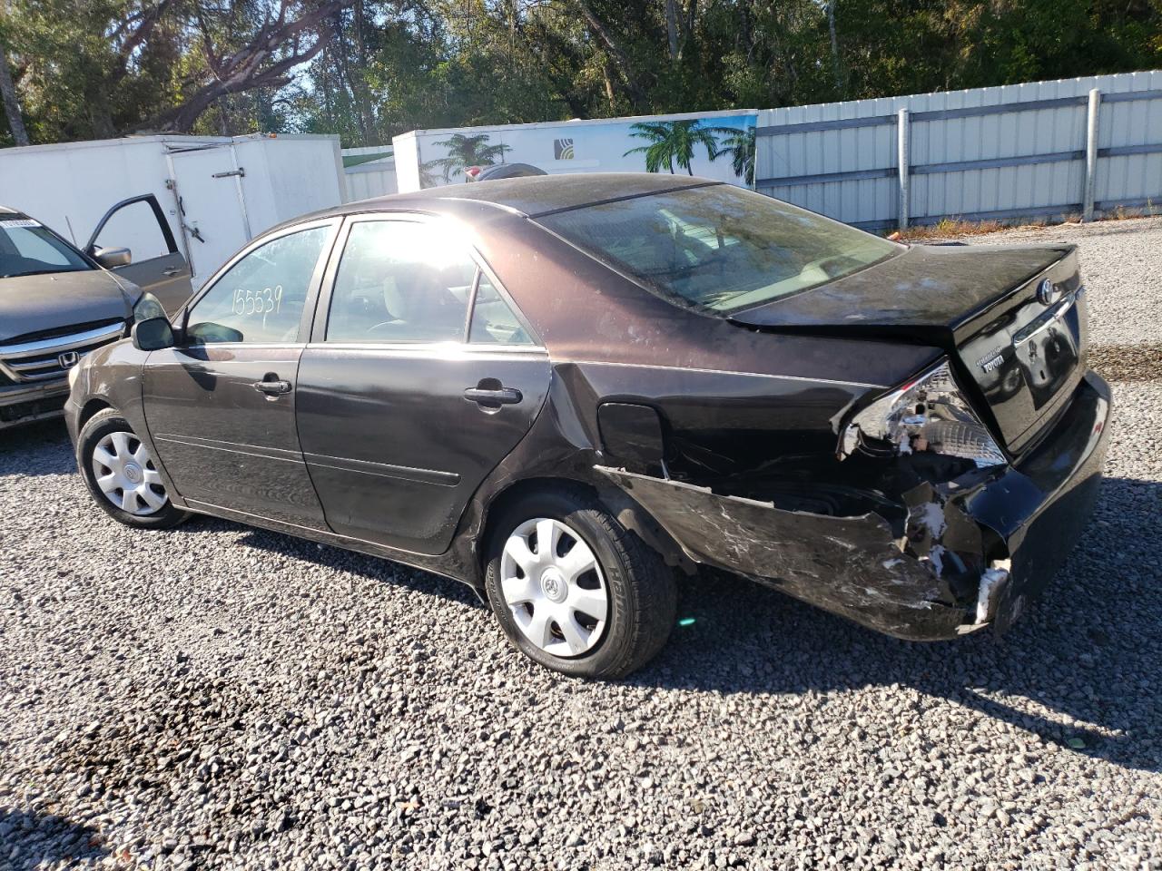Image 2 of 2003 TOYOTA CAMRY LE 2003 with VIN 4T1BE32K23U783521