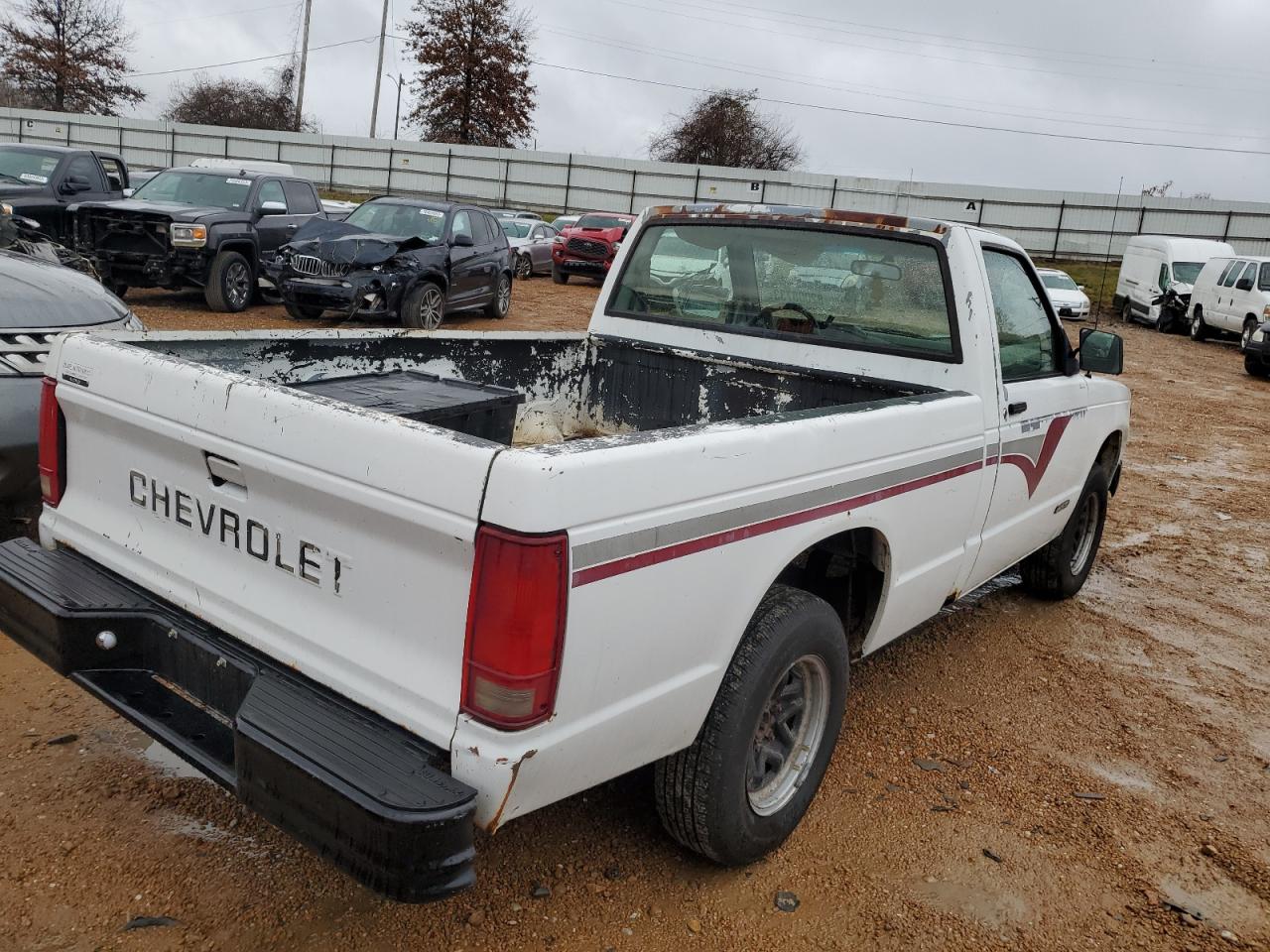 Image 3 of 1993 CHEVROLET S TRUCK S10 1993 with VIN 1GCCS14A1P8152977