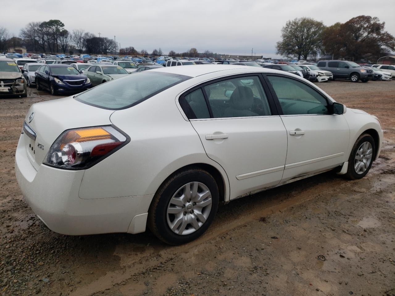 Image 3 of 2010 NISSAN ALTIMA BASE 2010 with VIN 1N4AL2AP2AN400817