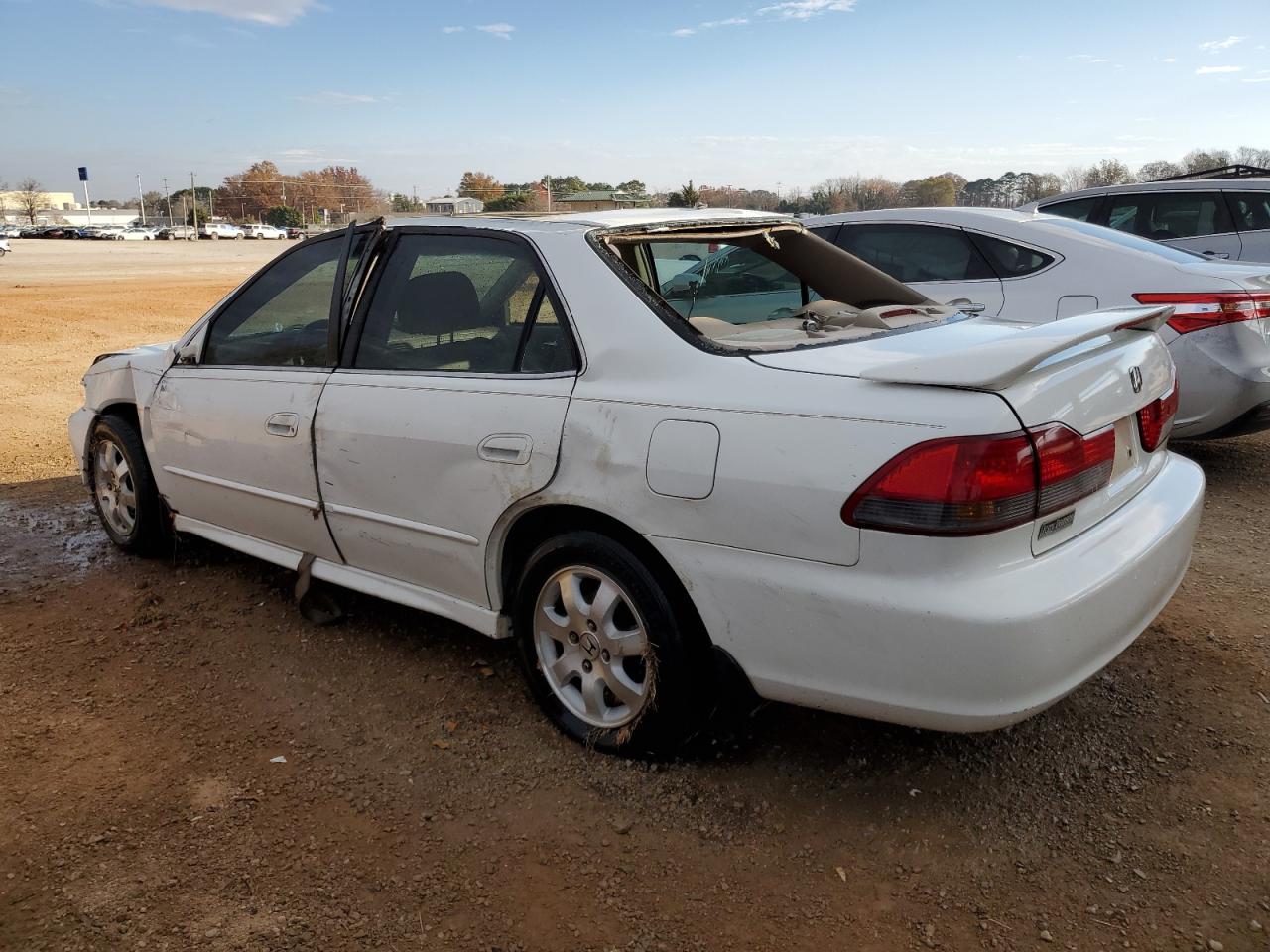 Изображение 2 2001 HONDA ACCORD EX 2001 с VIN 1HGCG56681A045573