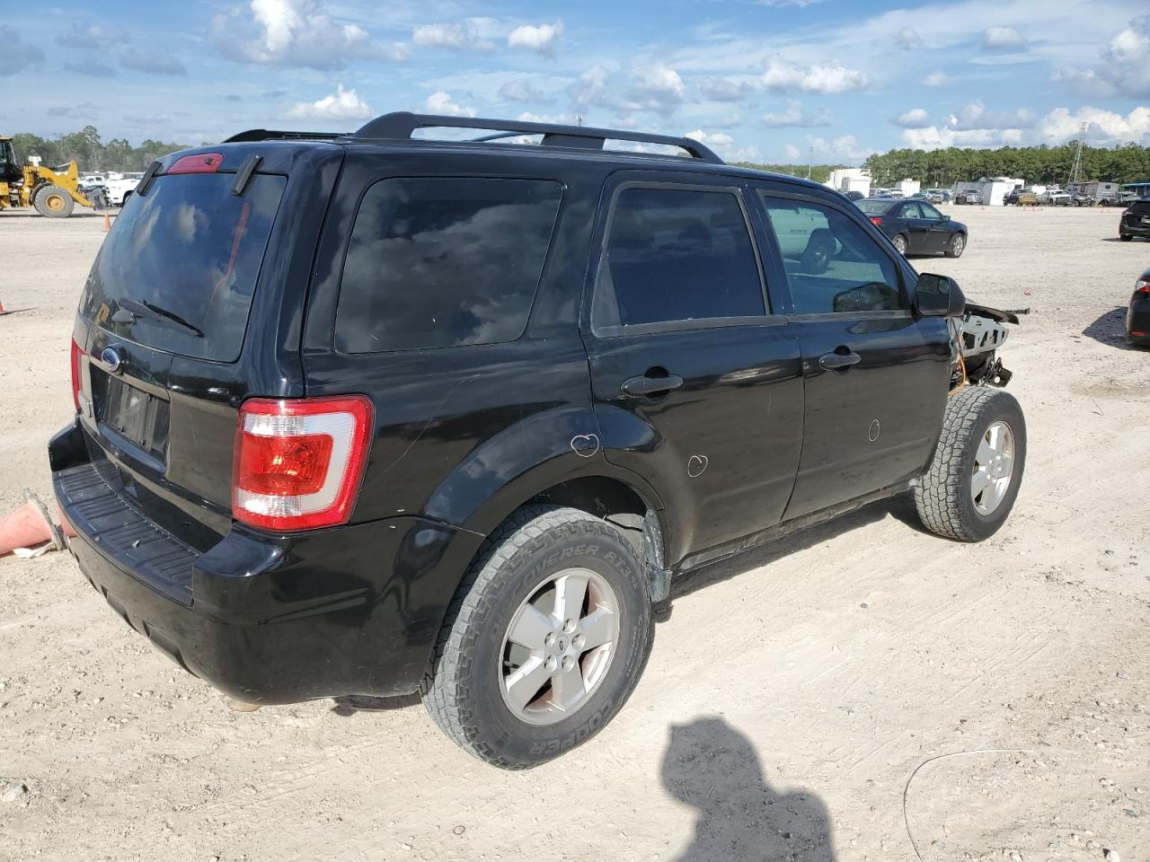 Image 3 of 2012 FORD ESCAPE XLS 2012 with VIN 1FMCU0C73CKA90131