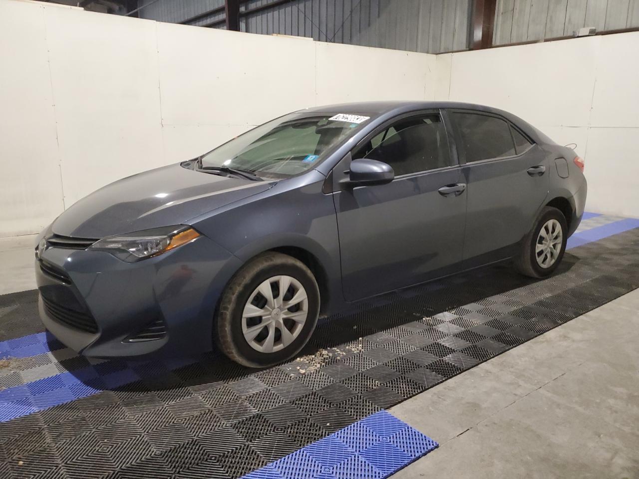 Obraz 1 z 2019 TOYOTA COROLLA L 2019 z VIN 2T1BURHE3KC181198