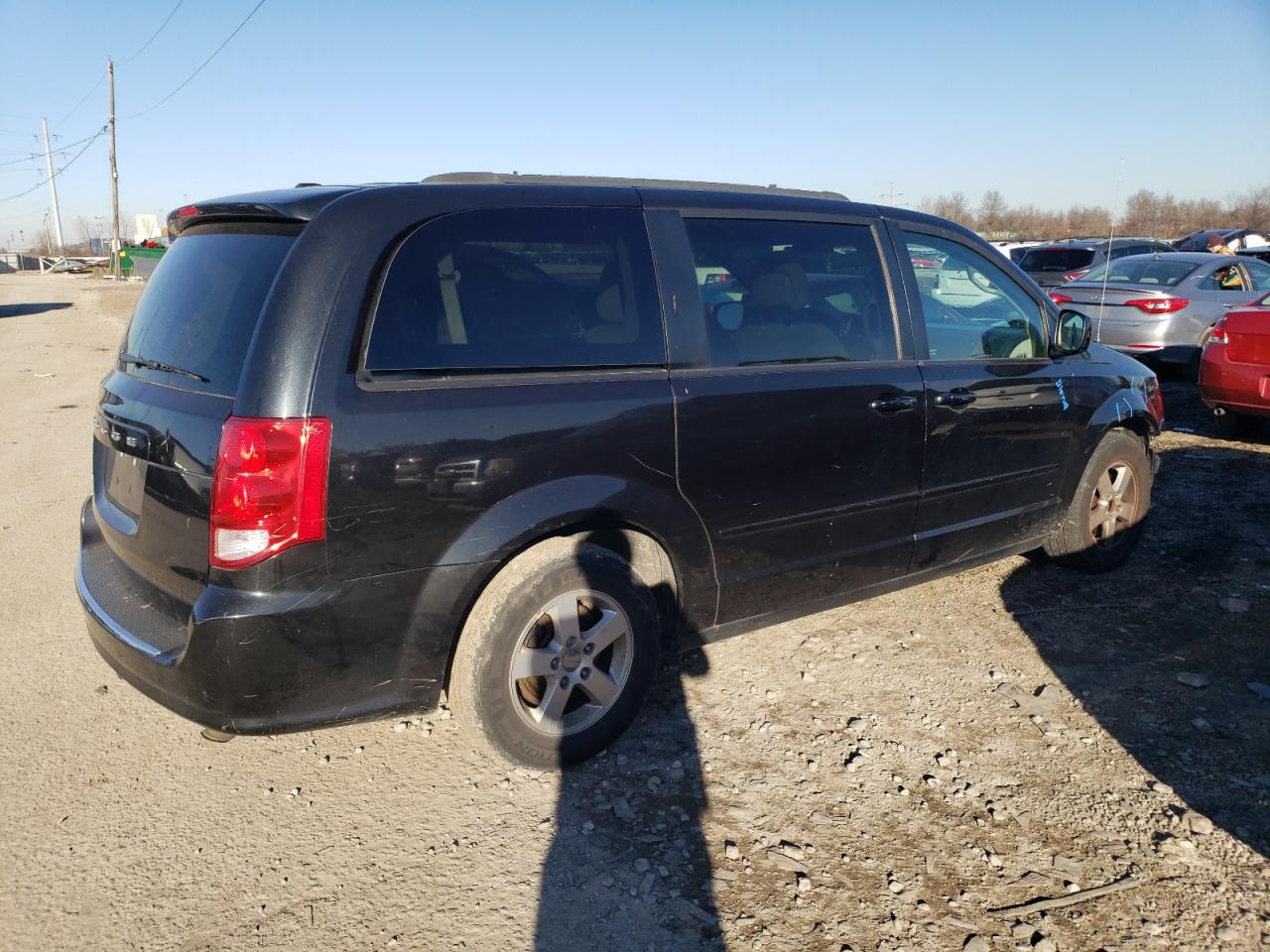 Image 3 of 2012 DODGE GRAND CARAVAN SXT 2012 with VIN 2C4RDGCG7CR167317