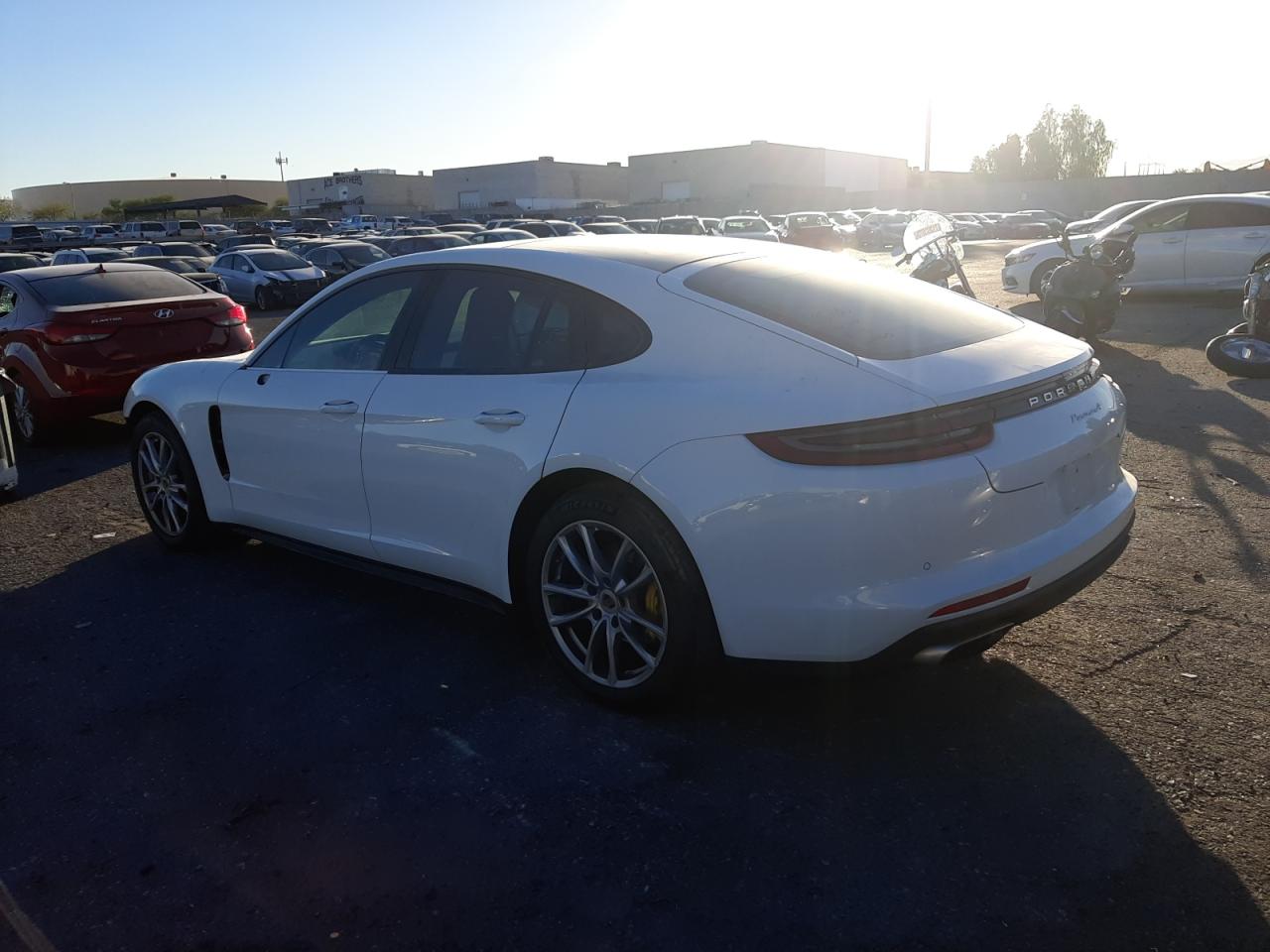 Изображение 2 2017 PORSCHE PANAMERA 2 2017 с VIN WP0AA2A72HL101432