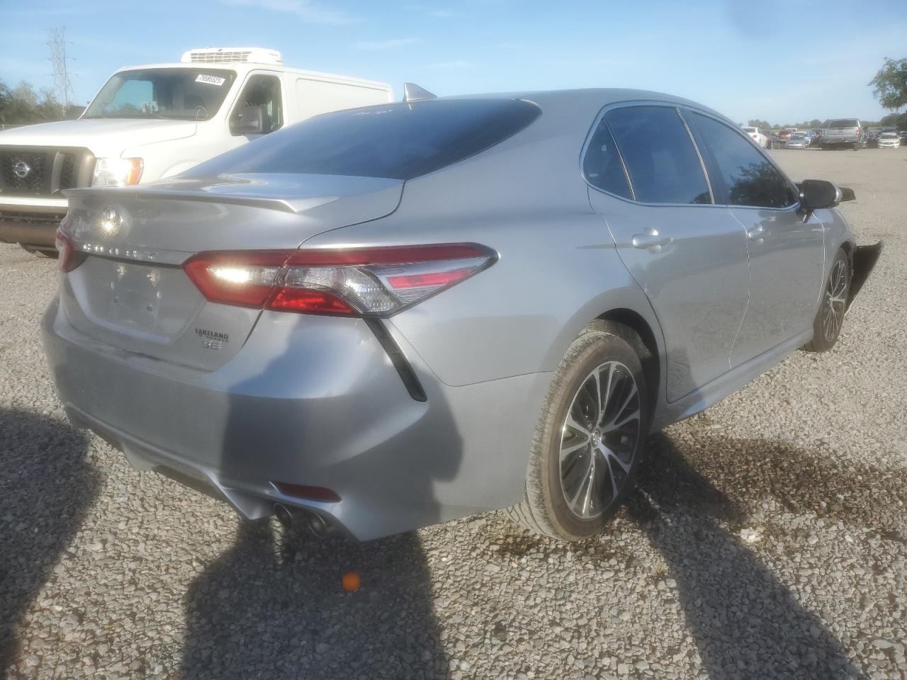 Obraz 3 z 2019 TOYOTA CAMRY L 2019 z VIN 4T1B11HK9KU165036