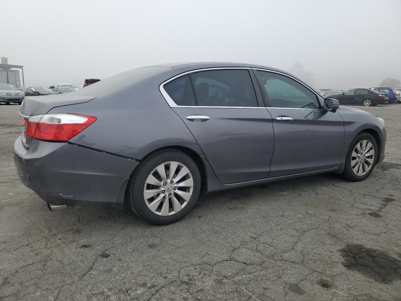 Image 3 of 2014 HONDA ACCORD EX 2014 with VIN 1HGCR2F71EA268187