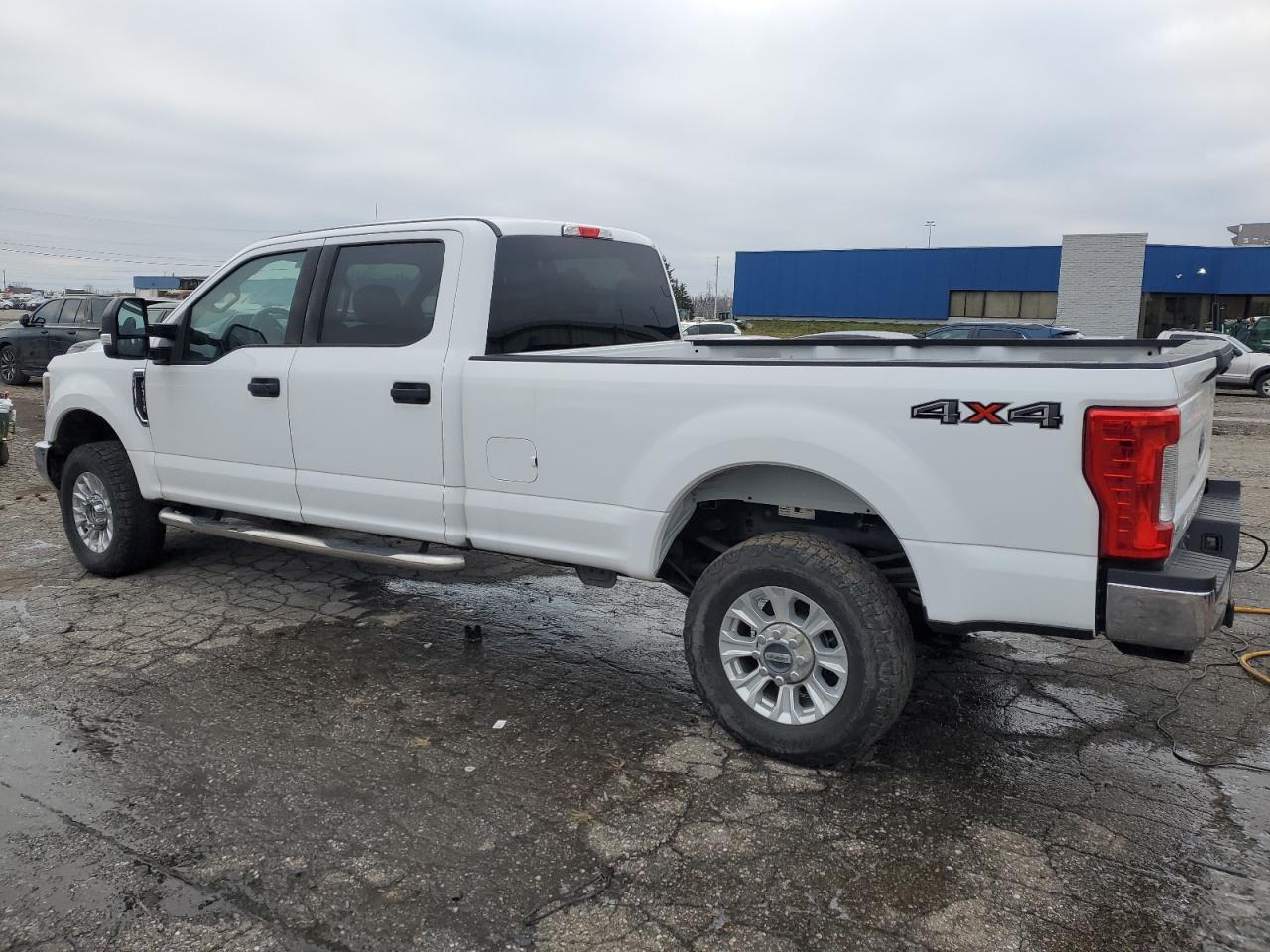 Изображение 2 2018 FORD F350 SUPER DUTY 2018 с VIN 1FT8W3B67JEC29851