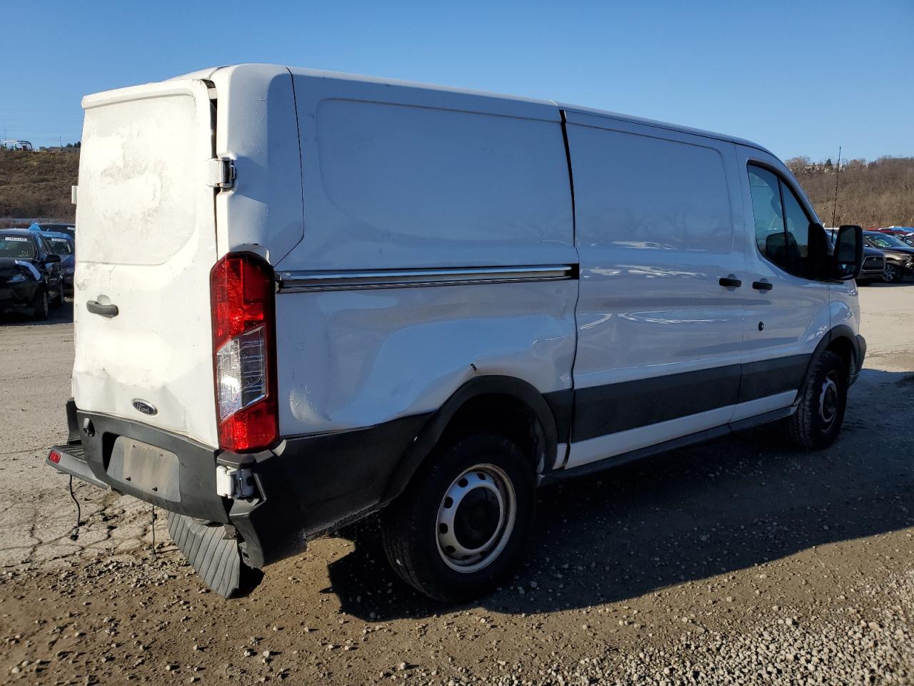 Изображение 3 2019 FORD TRANSIT T-250 2019 с VIN 1FTYR1YM1KKB25831