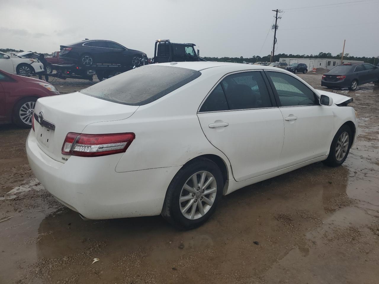 Image 3 of 2010 TOYOTA CAMRY BASE 2010 with VIN 4T1BF3EK8AU570899