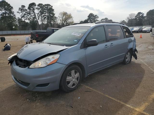 Obraz 1 z 2010 TOYOTA SIENNA CE 2010 z VIN 5TDKK4CC0AS306968