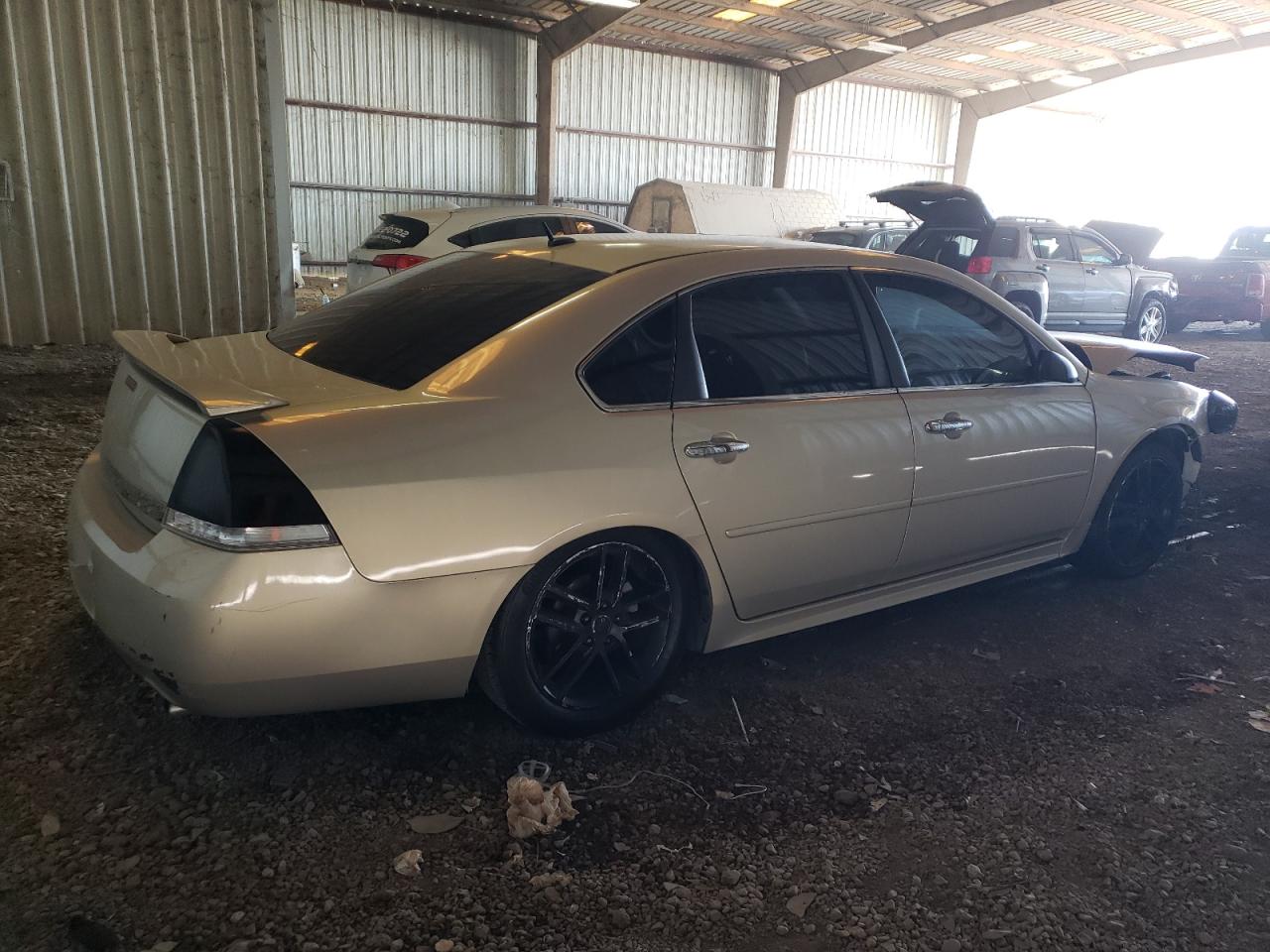 Image 3 of 2011 CHEVROLET IMPALA LTZ 2011 with VIN 2G1WC5EM0B1200256