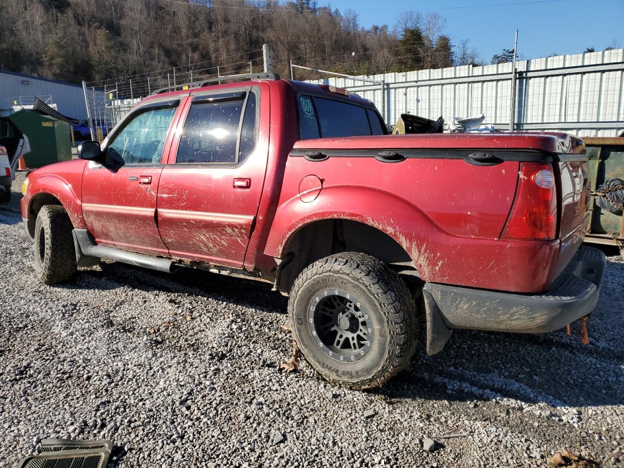 Image 2 of 2004 FORD EXPLORER SPORT TRAC  2004 with VIN 1FMZU77K24UA03715