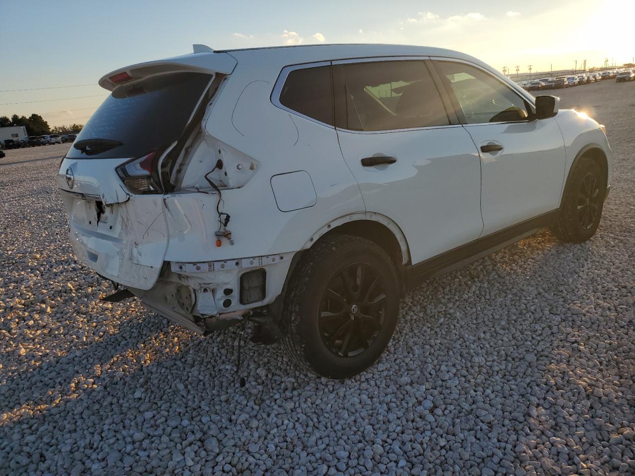 Image 3 of 2020 NISSAN ROGUE S 2020 with VIN 5N1AT2MT4LC715339