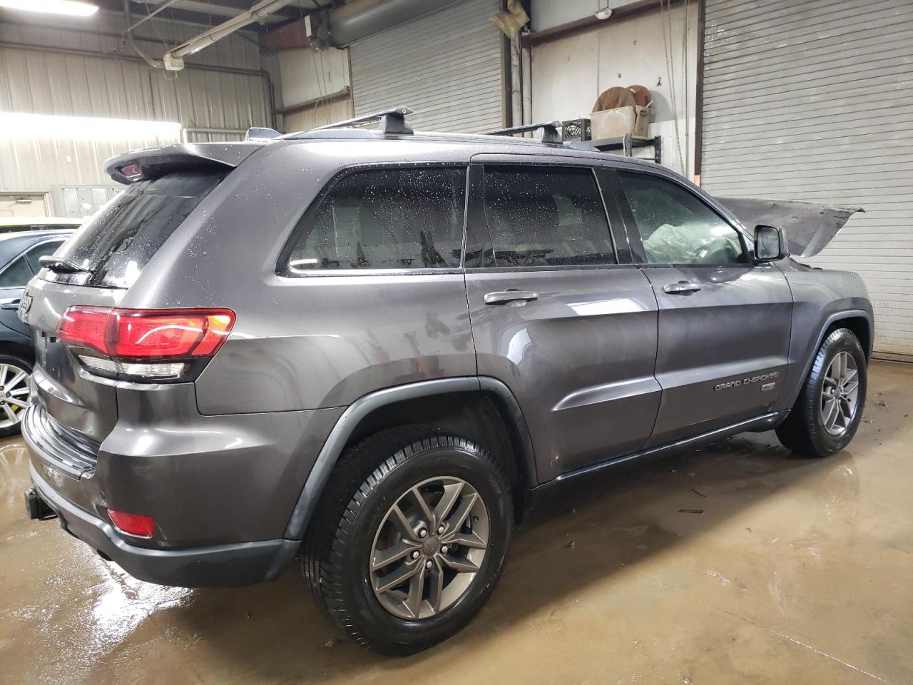 Изображение 3 2016 JEEP GRAND CHEROKEE LAREDO 2016 с VIN 1C4RJFAG3GC469398