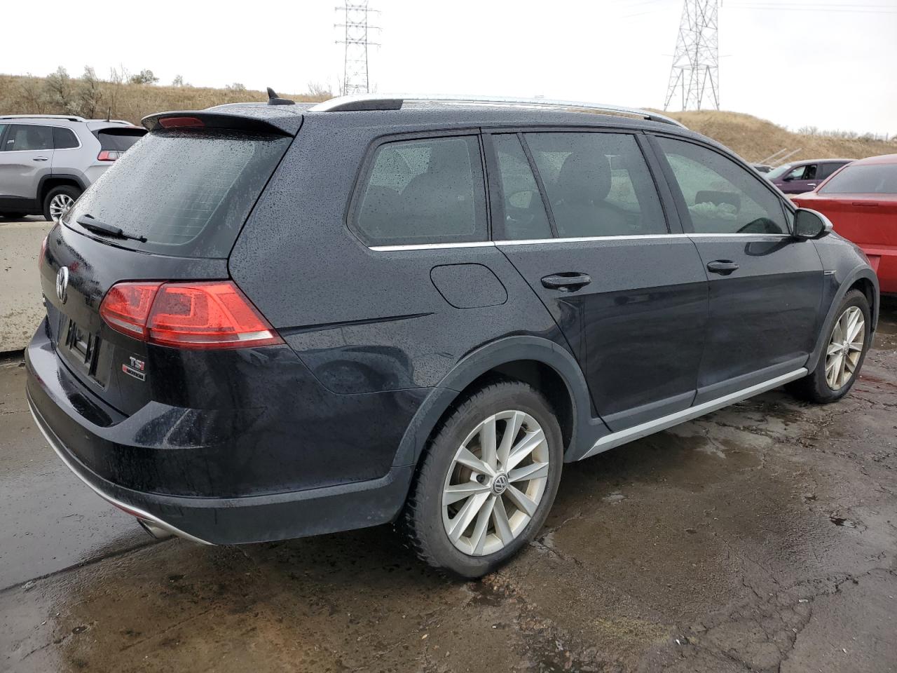 Image 3 of 2017 VOLKSWAGEN GOLF ALLTRACK S 2017 with VIN 3VWH17AU7HM537030