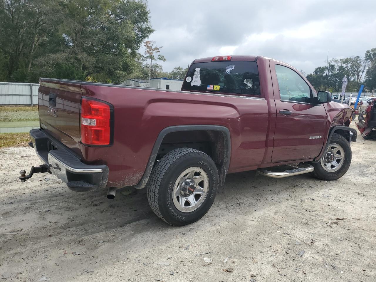 Image 3 of 2015 GMC SIERRA C1500 2015 with VIN 1GTN1TEC1FZ318916