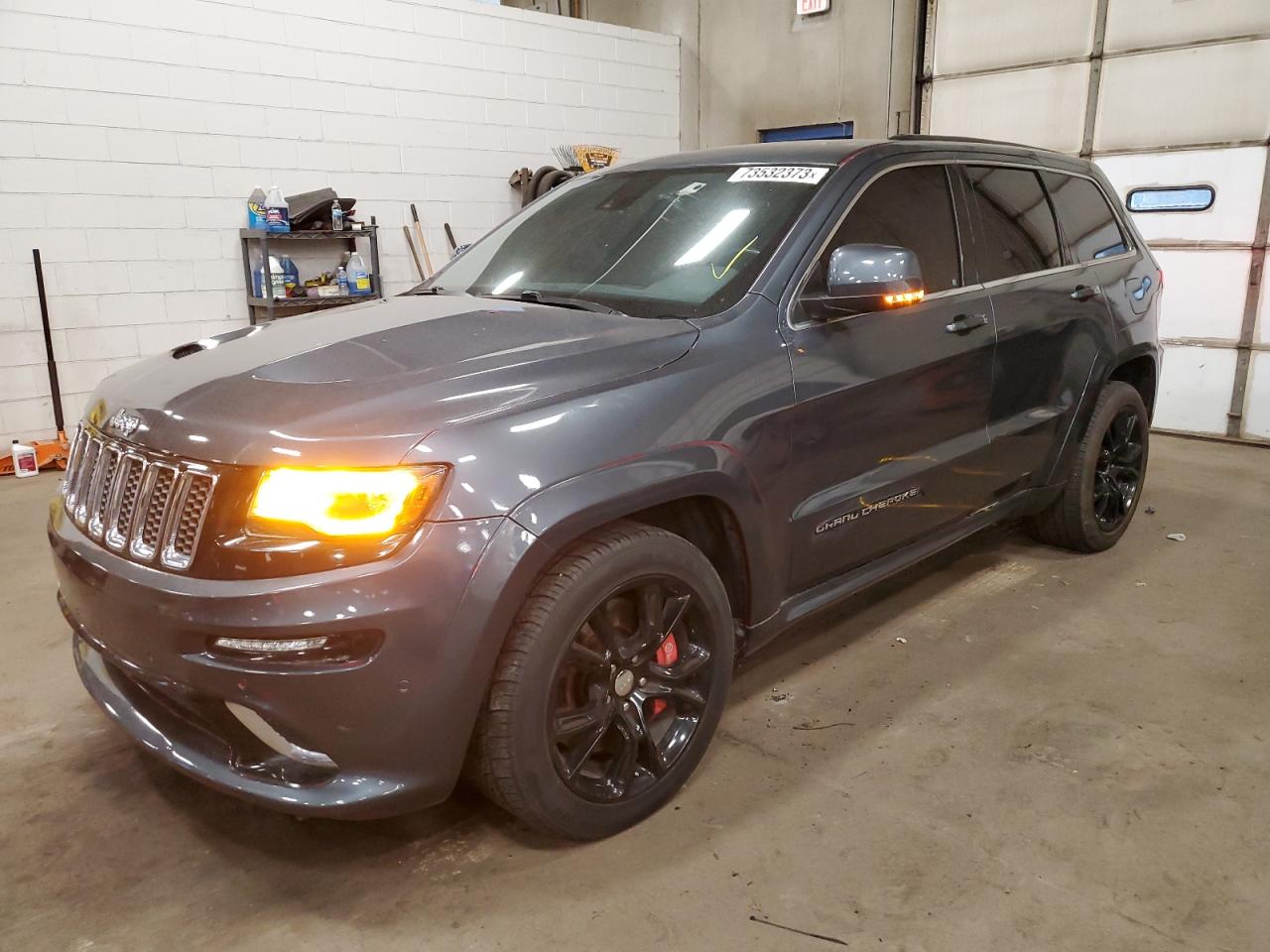 Изображение 1 2015 JEEP GRAND CHEROKEE SRT-8 2015 с VIN 1C4RJFDJ0FC637939
