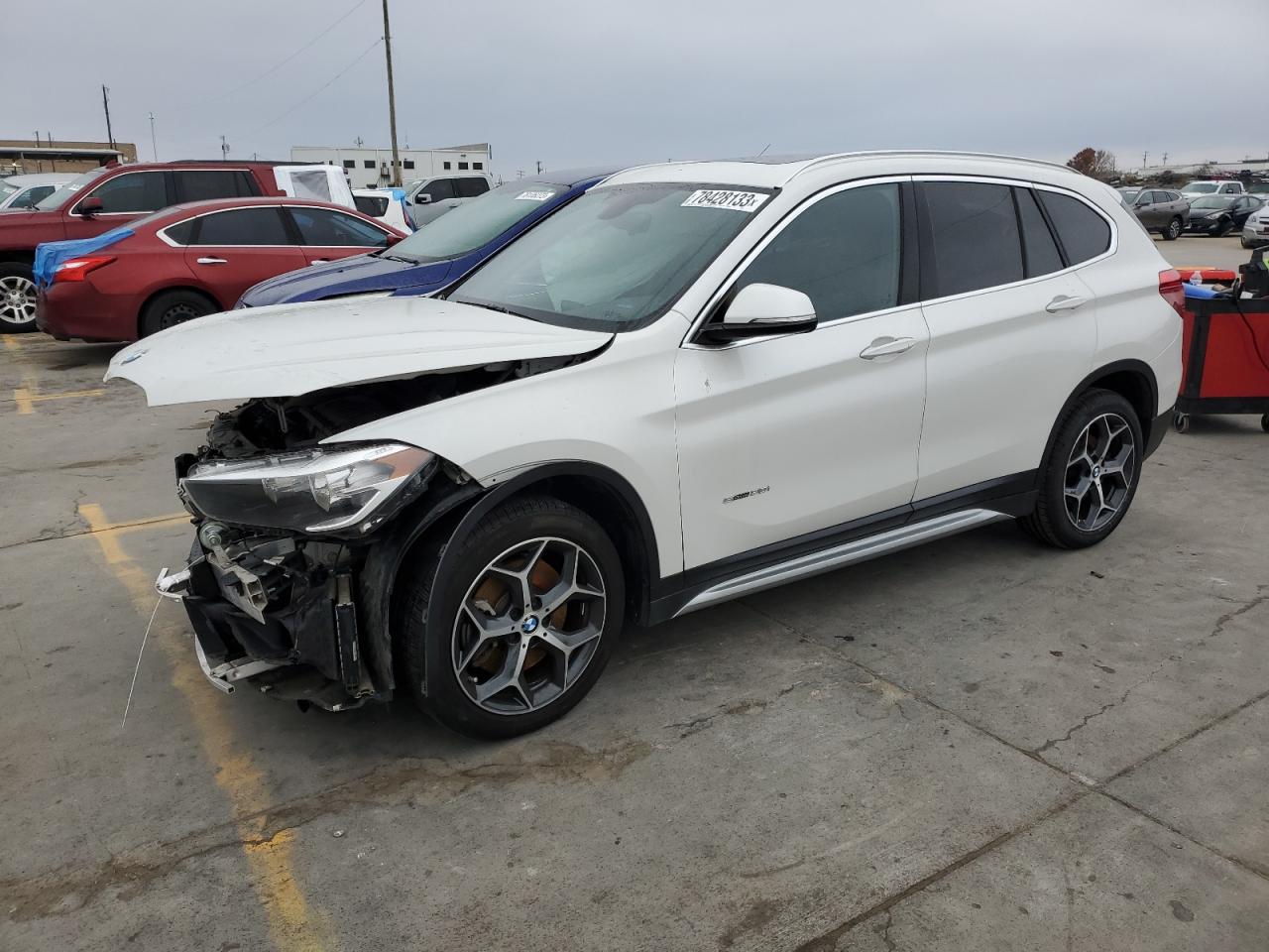 Изображение 1 2018 BMW X1 SDRIVE28I 2018 с VIN WBXHU7C39J5L04926