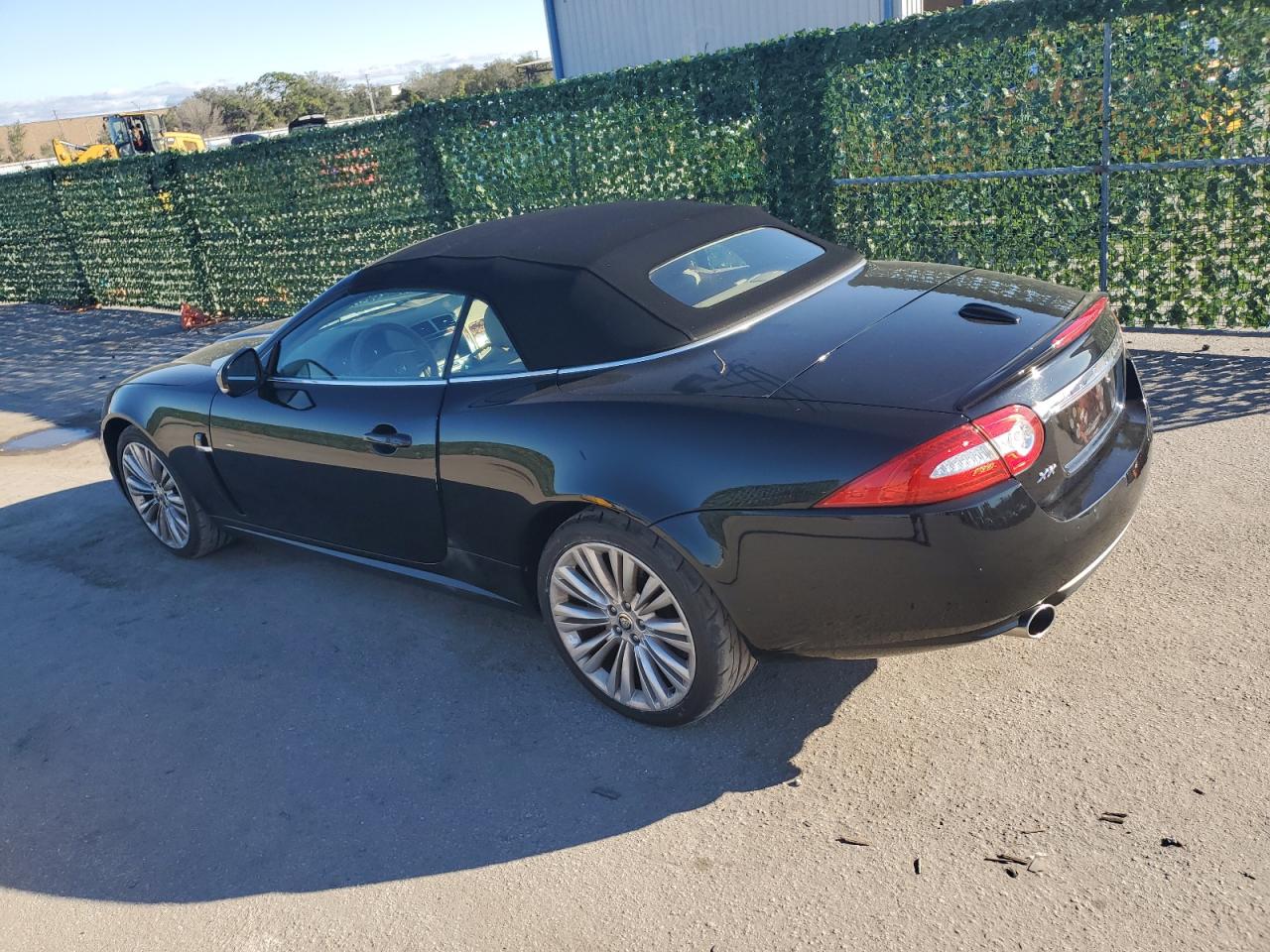 Obraz 2 z 2011 JAGUAR XK  2011 z VIN SAJWA4GBXBLB39435