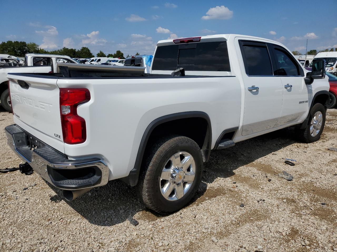 Изображение 3 2023 CHEVROLET SILVERADO K2500 HEAVY DUTY LTZ 2023 с VIN 2GC4YPEY1P1710931