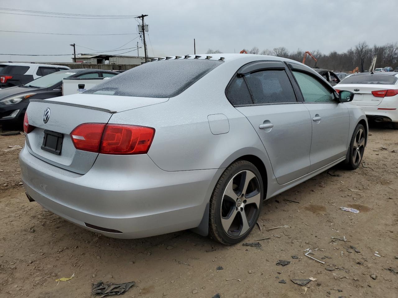 Image 3 of 2014 VOLKSWAGEN JETTA BASE 2014 with VIN 3VW1K7AJ0EM409549