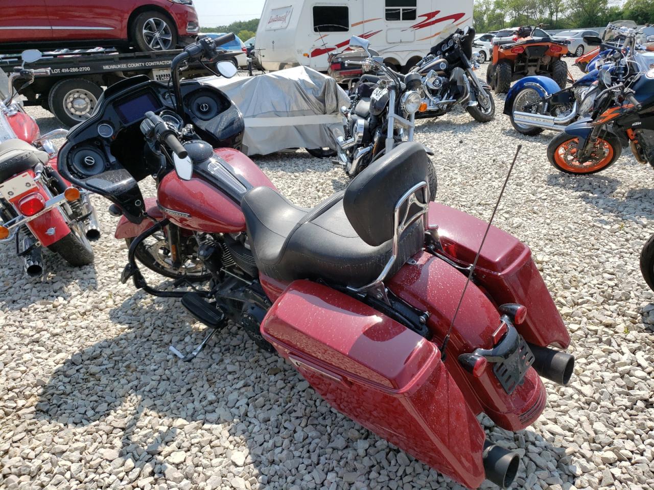 Image 3 of 2020 HARLEY-DAVIDSON FLTRXS  2020 with VIN 1HD1KTP12LB610746