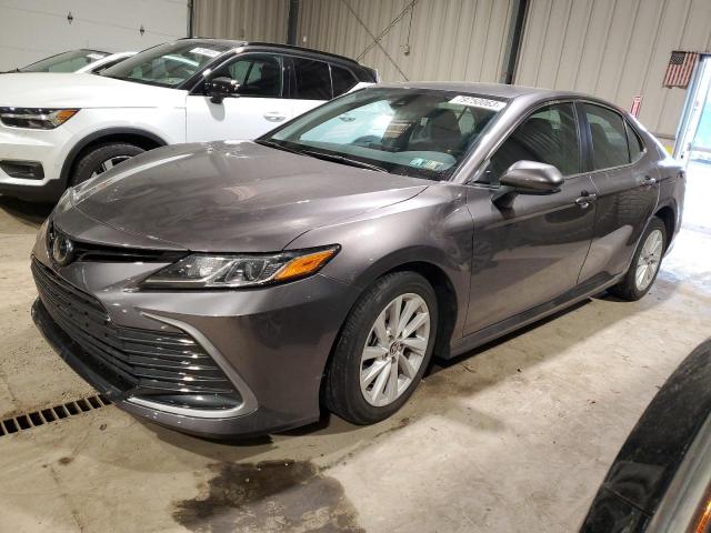 Image 1 of 2022 TOYOTA CAMRY LE 2022 with VIN 4T1C11AK8NU647368