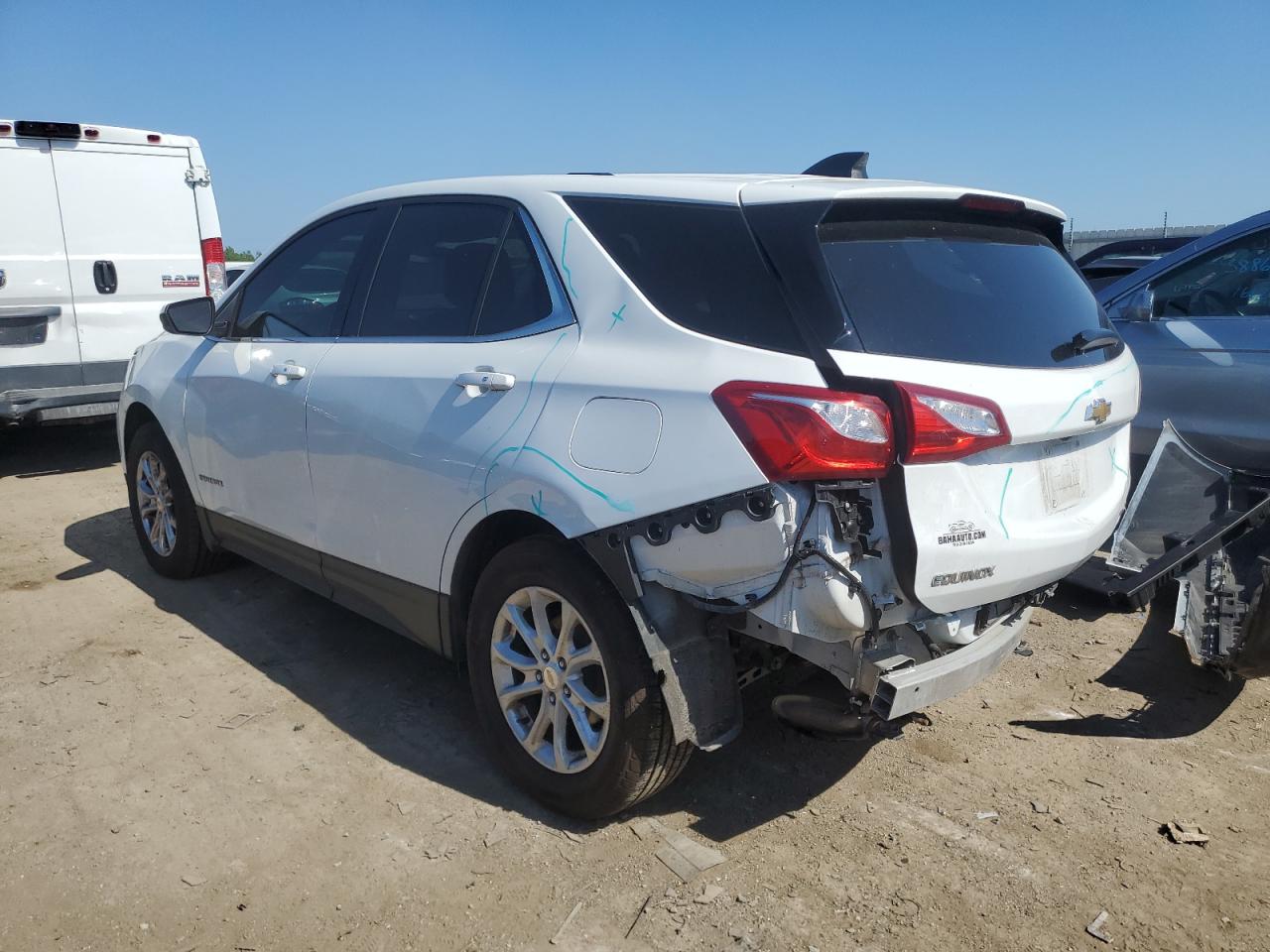 Image 2 of 2019 CHEVROLET EQUINOX LT 2019 with VIN 2GNAXUEV6K6154547