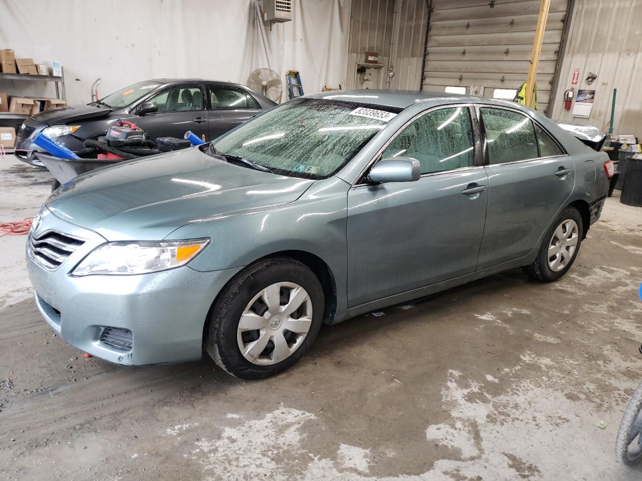 Image 1 of 2011 TOYOTA CAMRY BASE 2011 with VIN 4T1BF3EK1BU667850