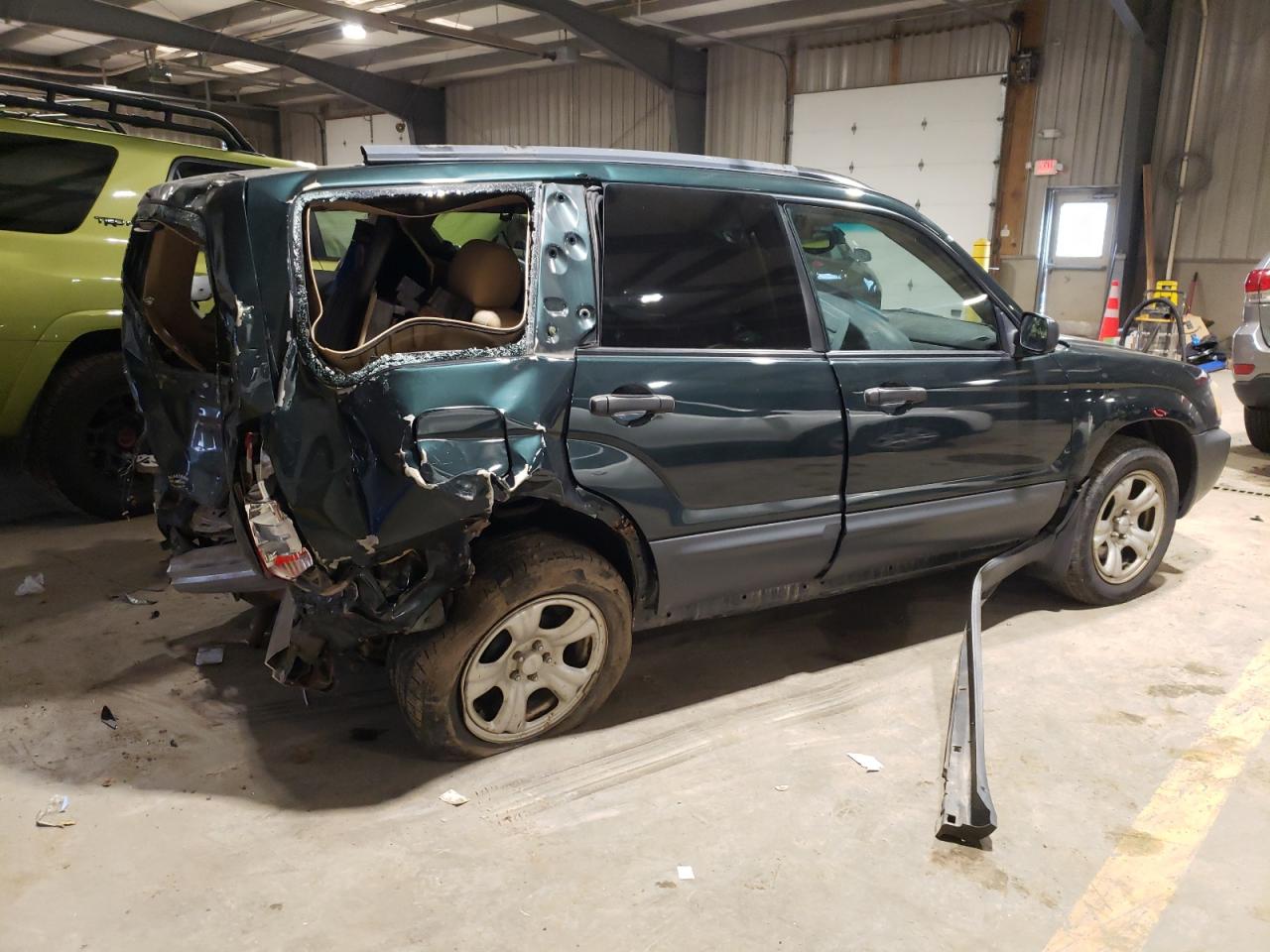 Image 3 of 2004 SUBARU FORESTER 2.5X 2004 with VIN JF1SG636X4H735864